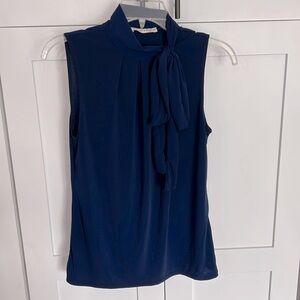 Tiffany & Grey Sleeveless Tie Top - M - EUC